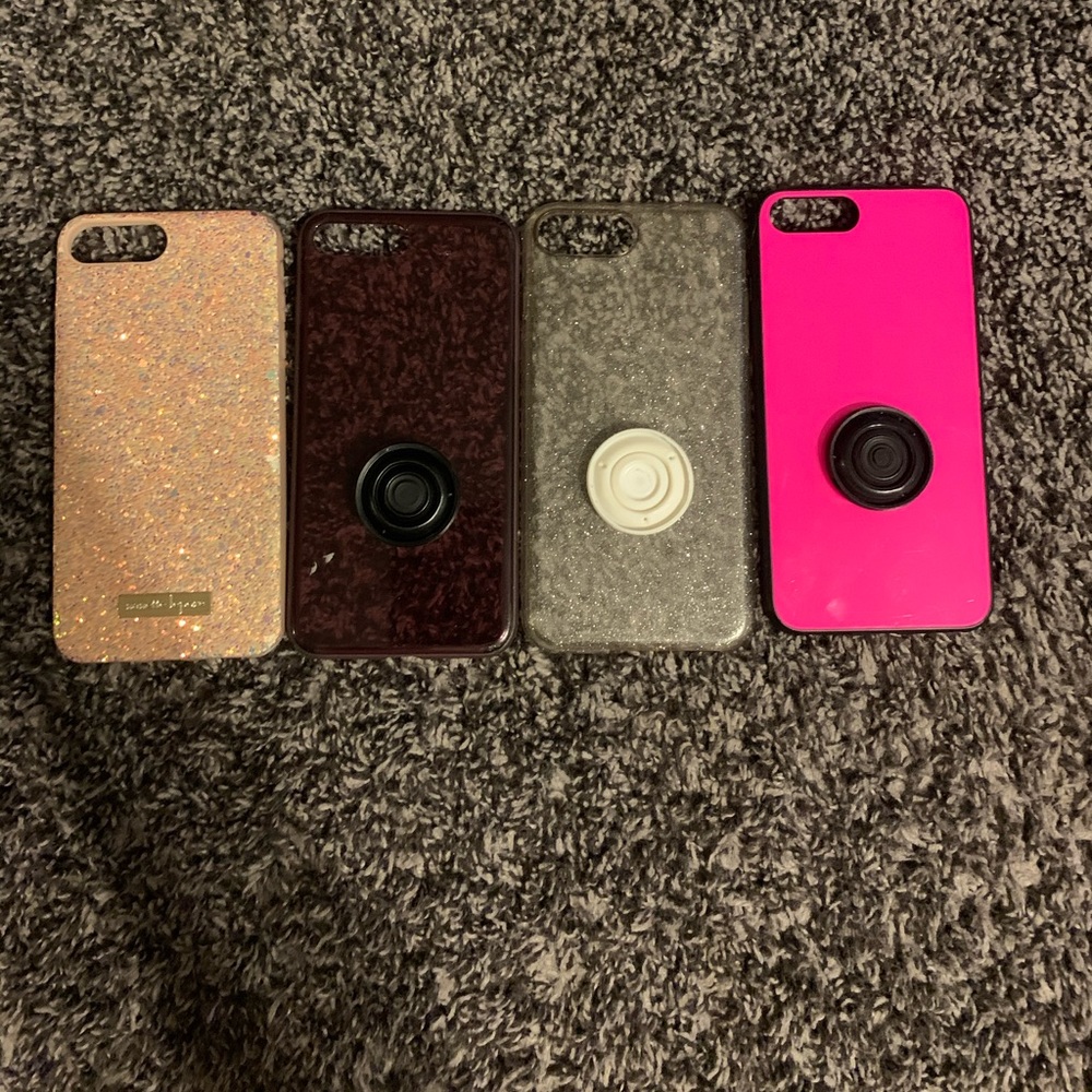 Four iPhone 7 Plus cases